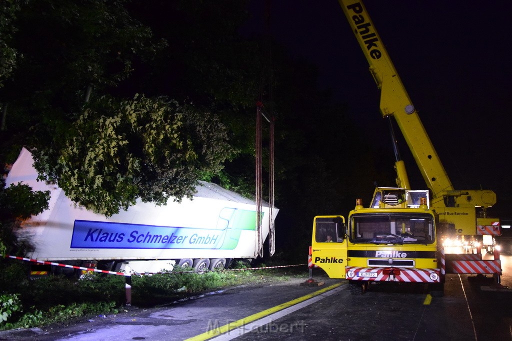 Schwerer VU A 3 Rich Oberhausen Hoehe AK Leverkusen P152.JPG - Miklos Laubert